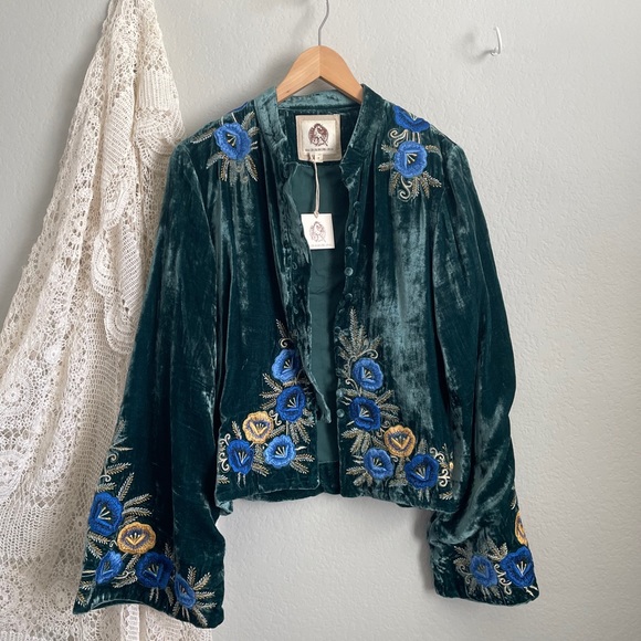 💔SOLD💔 CHASING UNICORNS | Riders On The Storm - Picture 6 of 9